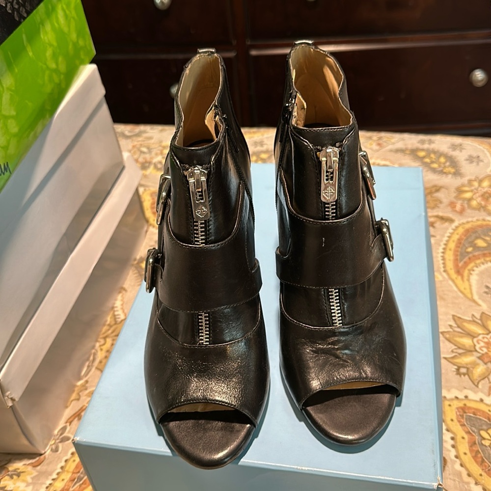 Antonio Melani Tylan Peep Toe Bootie Black